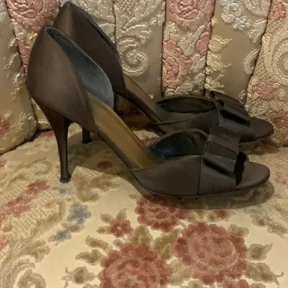 Stuart Weitzman peep toes - Picture 7 of 9